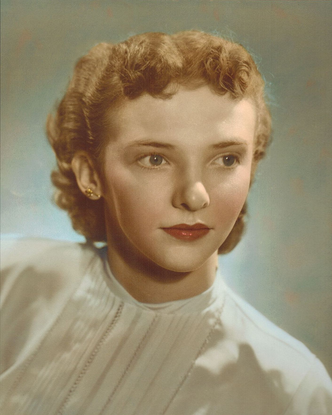 Portrait of Betty Lou Swaney