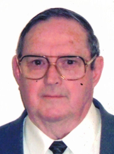 Portrait of Robert Lloyd Hannahs